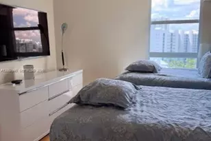 3370 Hidden Bay Dr, Aventura, FL 33180 - Photo 16
