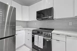 7876 NW 109th Path, Doral, FL 33178 - Photo 22