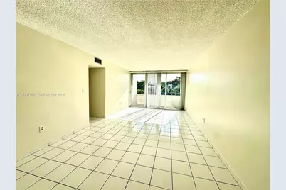 802 NW 87th Ave #315, Miami, FL 33172 - Photo 2