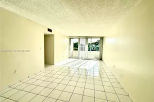 802 NW 87th Ave, Miami, FL 33172 - Photo 2