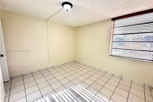 802 NW 87th Ave, Miami, FL 33172 - Photo 10