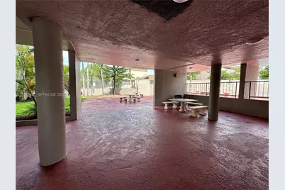 802 NW 87th Ave #315, Miami, FL 33172 - Photo 14