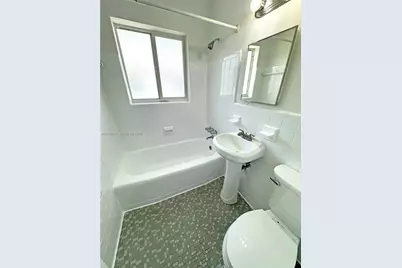 4 NE 47th St, Miami, FL 33137 - Photo 14