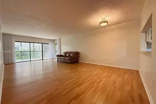 511 Ives Dairy Rd, Miami, FL 33179 - Photo 6