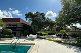 511 Ives Dairy Rd, Miami, FL 33179 - Photo 52