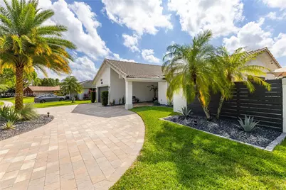 9171 NW 13th St, Plantation, FL 33322 - Photo 4