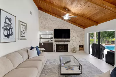 9171 NW 13th St, Plantation, FL 33322 - Photo 6