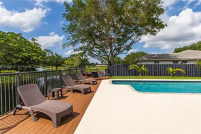 9171 NW 13th St, Plantation, FL 33322 - Photo 48