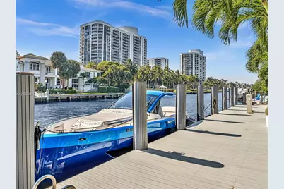307 Holiday Dr, Hallandale Beach, FL 33009 - Photo 12