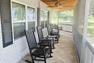 2445 SE Airport Estates St, Other City - In The State Of Florida, FL 34266 - Photo 6