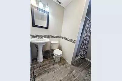 2445 SE Airport Estates St, Other City - In The State Of Florida, FL 34266 - Photo 56
