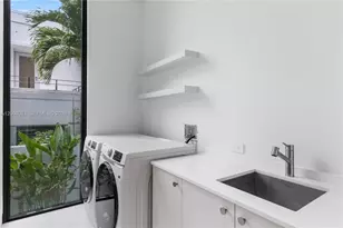 4504 Sheridan Ave, Miami Beach, FL 33140 - Photo 18