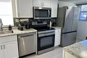 8310 Sands Point Blvd, Tamarac, FL 33321 - Photo 8