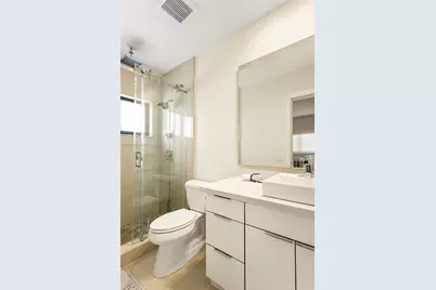 11335 NW 59th Ct, Hialeah, FL 33012 - Photo 26