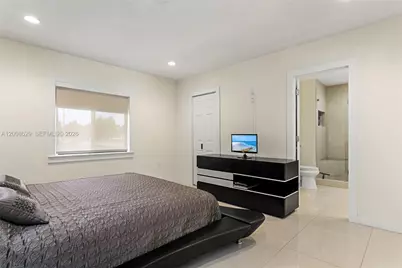 11335 NW 59th Ct, Hialeah, FL 33012 - Photo 20