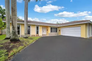 3441 N Hills Dr, Hollywood, FL 33021 - Photo 48