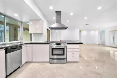 3441 N Hills Dr #00, Hollywood, FL 33021 - Photo 10