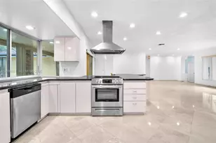 3441 N Hills Dr, Hollywood, FL 33021 - Photo 10
