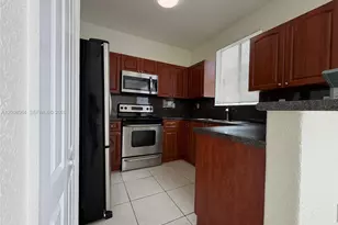 6940 NW 177th St, Hialeah, FL 33015 - Photo 10