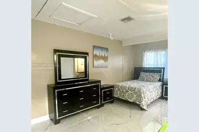 1537 NE 30th Ct #0, Pompano Beach, FL 33064 - Photo 20