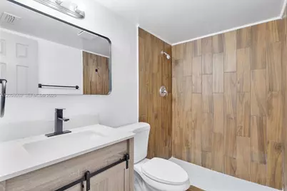 1715 N 16th Ave #112, Hollywood, FL 33020 - Photo 4