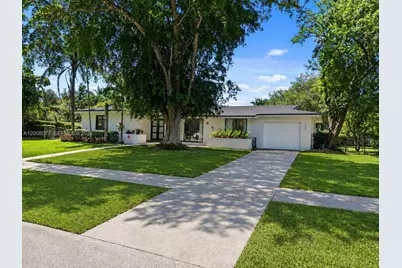 8620 SW 159th St, Palmetto Bay, FL 33157 - Photo 1