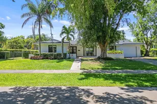 8620 SW 159th St, Palmetto Bay, FL 33157 - Photo 2