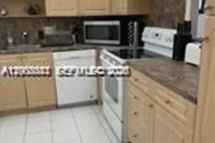 2801 NE 183rd St, Aventura, FL 33160 - Photo 4