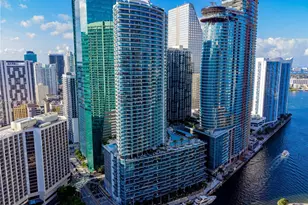 200 Biscayne Blvd Way, Miami, FL 33131 - Photo 2