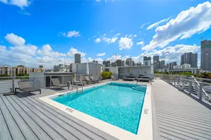 545 SW 11th St, Miami, FL 33129 - Photo 6