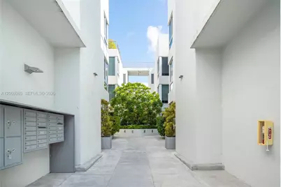 545 SW 11th St #208, Miami, FL 33129 - Photo 16