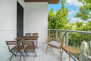 545 SW 11th St, Miami, FL 33129 - Photo 22