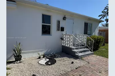 2323 Cleveland St, Hollywood, FL 33020 - Photo 18