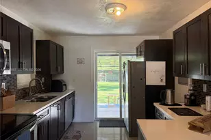 2323 Cleveland St, Hollywood, FL 33020 - Photo 16