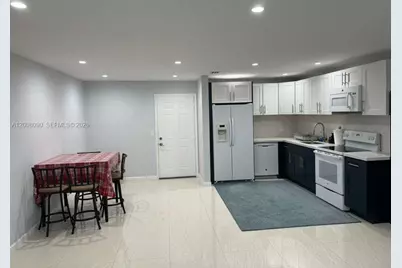 2950 Griffin Rd #2, Dania Beach, FL 33312 - Photo 2