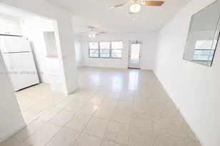 254 Mansfield G, Boca Raton, FL 33434 - Photo 4