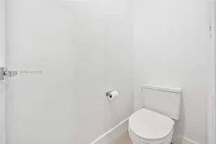 4648 NW 83rd Ave, Doral, FL 33166 - Photo 22