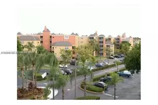 8363 Lake Dr, Doral, FL 33166 - Photo 4