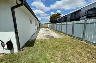 4161 SW 102nd Ave, Miami, FL 33165 - Photo 28