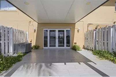 17530 SW 139th Ct, Miami, FL 33177 - Photo 10