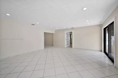 10320 SW 38th Ter, Miami, FL 33165 - Photo 6