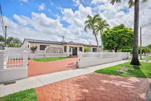 10320 SW 38th Terrace, Miami, FL 33165 - Photo 2