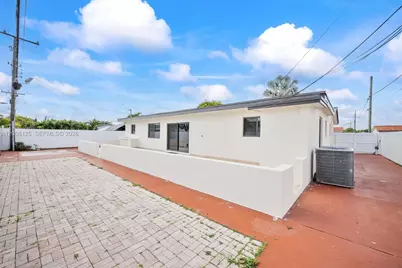 10320 SW 38th Ter, Miami, FL 33165 - Photo 18