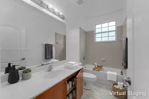 1072 NE 30th Ave, Homestead, FL 33033 - Photo 8