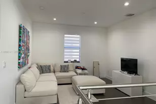 8283 NW 44th St, Doral, FL 33166 - Photo 8