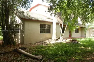 18950 SW 240th St, Homestead, FL 33031 - Photo 4