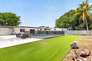 1155 NE 184th St, Miami, FL 33179 - Photo 28
