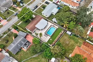1155 NE 184th St, Miami, FL 33179 - Photo 42