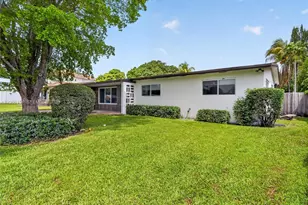1155 NE 184th St, Miami, FL 33179 - Photo 2