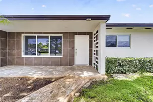 1155 NE 184th St, Miami, FL 33179 - Photo 4